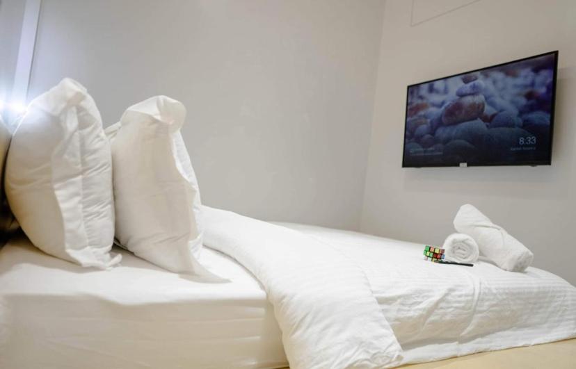 Radlett Residences Hotel - Tuguegarao Esterno foto
