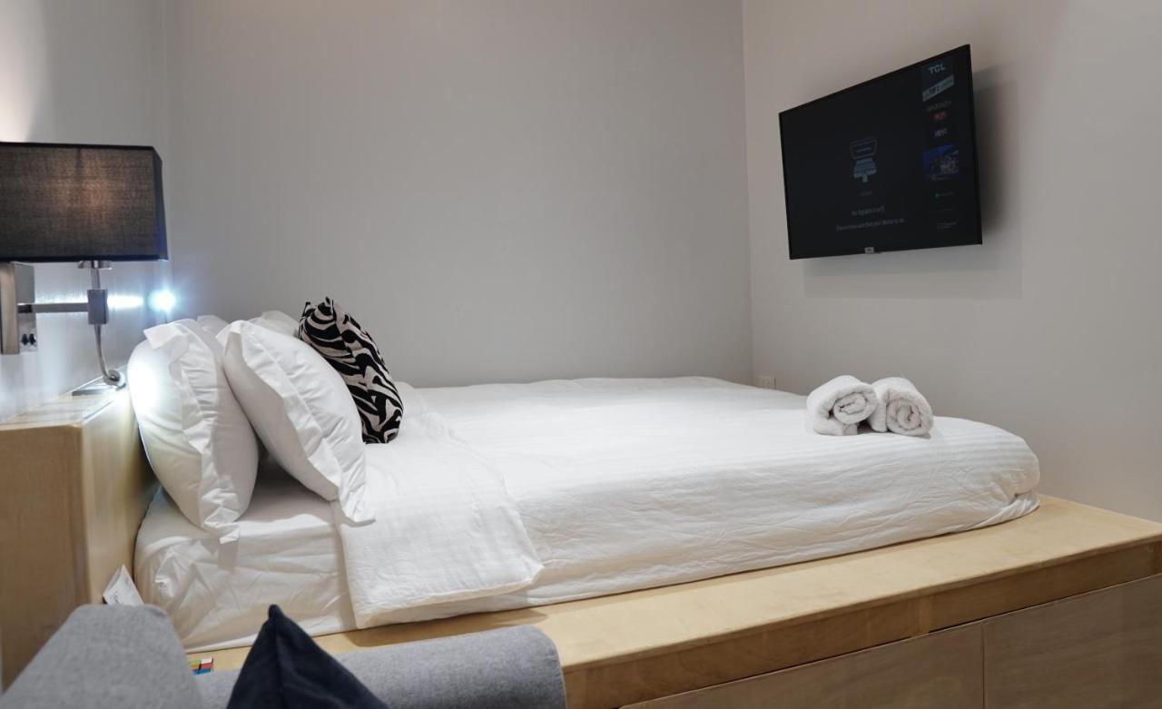 Radlett Residences Hotel - Tuguegarao Esterno foto