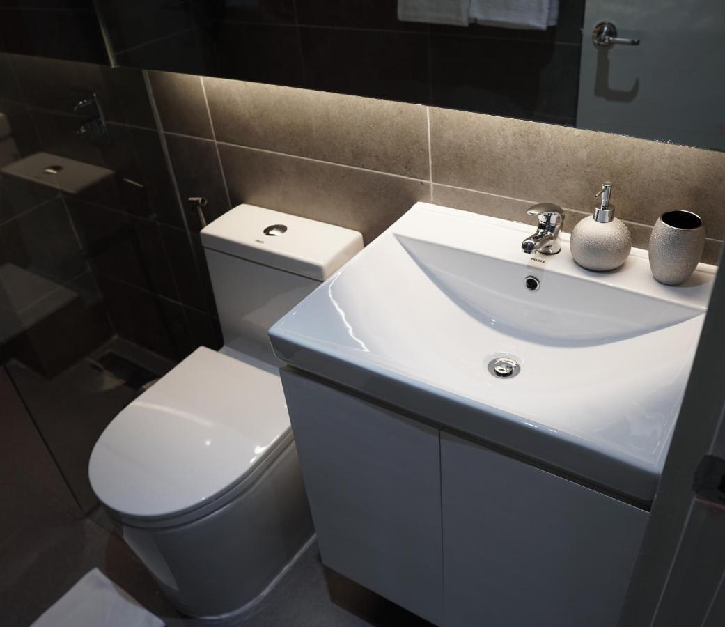 Radlett Residences Hotel - Tuguegarao Esterno foto